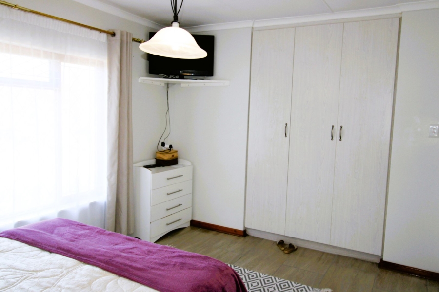 4 Bedroom Property for Sale in Gonubie Eastern Cape